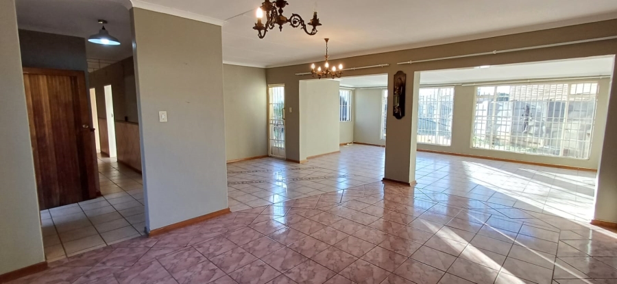 To Let 3 Bedroom Property for Rent in Panorama Free State
